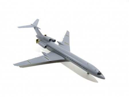 144203 Ту-154 от Звезды (1:144)