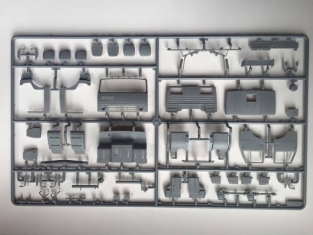 35001 Советский армейский грузовик 4310 ICM