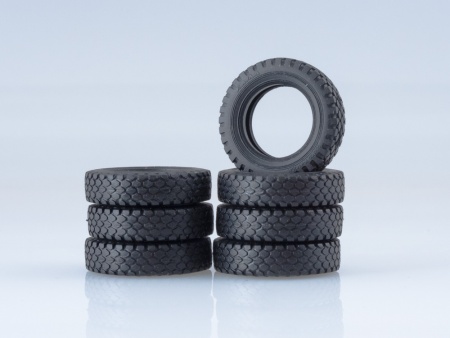 1260KIT Сборная модель ЗИЛ-4333 бортовой AVD Models