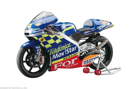21502 Мотоцикл: 2001 HONDA NSR250 TEAM TELEFONICA MOVISTAR HONDA Hasegawa