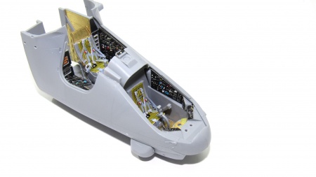 MD 048037 Ми-35 кабина (Звезда)