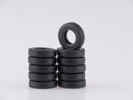 7042AVD Сборная модель МАЗ-5432 с полуприцепом-контейнеровозом МАЗ-938920 AVD Models