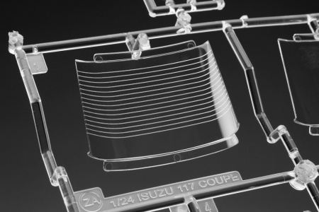 21144-Автомобиль ISUZU 117 COUPE EARLY VER Hasegawa