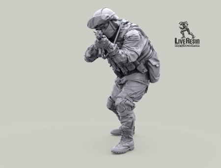 LRM35083 Современный солдат Российской Армии - стрелок - 28 Live Resin