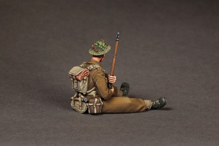 35138SOGA British infantryman at rest. SOGA Miniatures