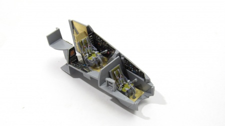 MD 048037 Ми-35 кабина (Звезда)