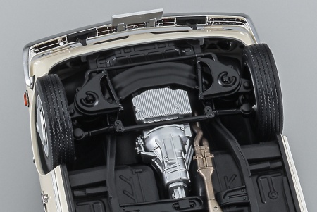 21144-Автомобиль ISUZU 117 COUPE EARLY VER Hasegawa