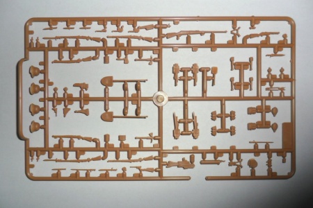 35695 Фигуры, Германская пехота в противогазах (1918 г.) ICM