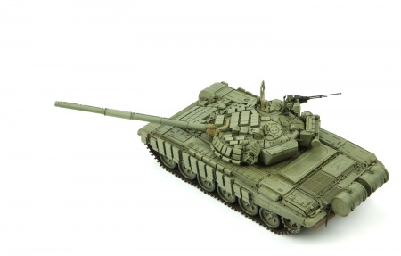TS-033   RUSSIAN MAIN BATTLE TANK T-72B1 1/35 Meng
