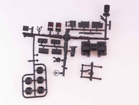1390AVD Сборная модель Армейский грузовик ГАЗ-34 6x6 AVD Models
