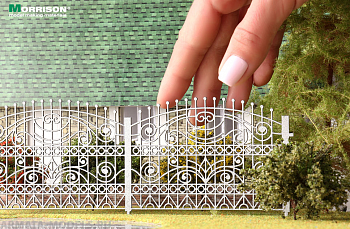 009zp020 Художественное садово-парковое ограждение для макета. Н - 6 см. Общая длина – 34 см. Цвет светло-серый металлик.