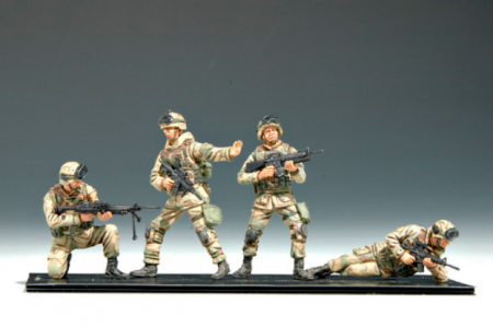 00410P US 101st Airborne Division Crew Trumpeter
