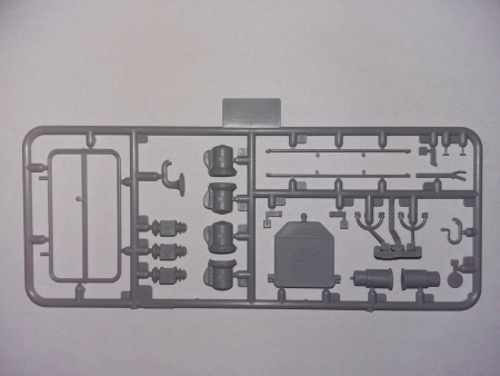 24010 Model T 1911 с американскими механиками ICM