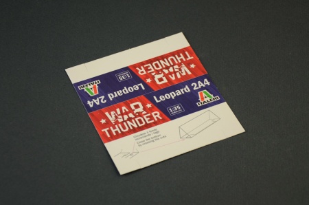 35106ИТ Танк War Thunder: LEOPARD 2A4 Italeri