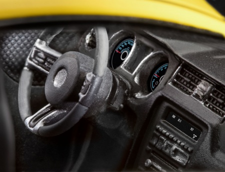 07652RE Спорткар 2013 Ford Mustang Boss 302 Revell