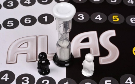 TAC58798 Alias Дамы против Джентльменов TAC58798 Alias Дамы против Джентльменов