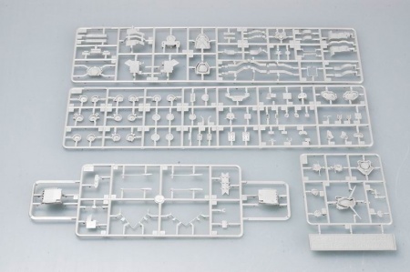 05750P French Battleship Richelieu 1943 Trumpeter