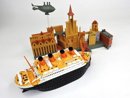 SL-002 Titanic - Port Scene & Vehicle Suyata