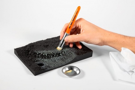 AK621  DRY BRUSH