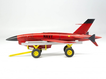 48401 ВQM-34А (Q-2C) Firebee с тележкой ICM