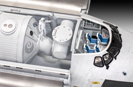 05673RE Подарочный набор Космический шатл  40th Anniversary Revell