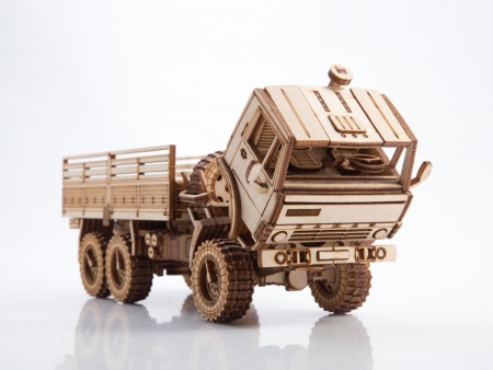 11002BAUMI Сборная модель КАМАЗ-4310 Бортовой Baumi