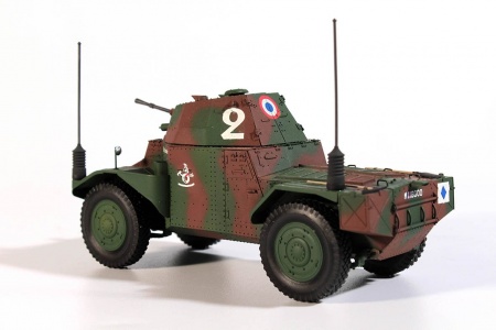 35375 Командирская машина Panhard 178 AMD-35, Французский бронеавтомобиль II МВ ICM 35375 Командирская машина Panhard 178 AMD-35, Французский бронеавтомобиль II МВ ICM