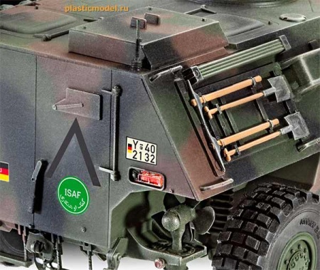 03256 Немецкий бронетранспортёр TPz 1 Fuchs Revell 03256 Немецкий бронетранспортёр TPz 1 Fuchs Revell