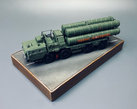 AM72344 Подставка На парад.