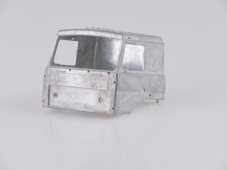 1172AVD Сборная модель МАЗ-6422 ранний AVD Models