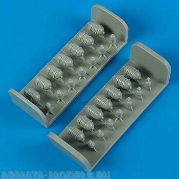 QB72356  B-17 Flying Fortress Oxygen Cilinders 1/72