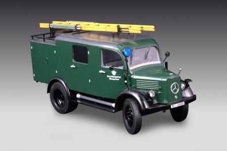 35526 L1500S LLG - Германская легкая пожарная машина, 2МВ ICM 35526 L1500S LLG - Германская легкая пожарная машина, 2МВ ICM