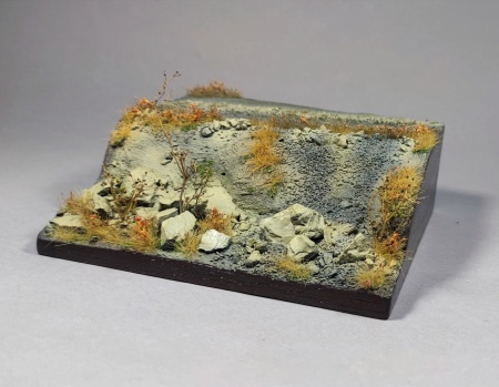 HE72045 Подставка Ущелье