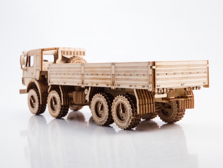 11004BAUMI Сборная модель КАМАЗ-6350 Бортовой Baumi