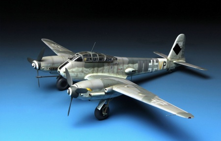 LS-001  Messerschmitt Me 410B2/U4 1/48 Meng