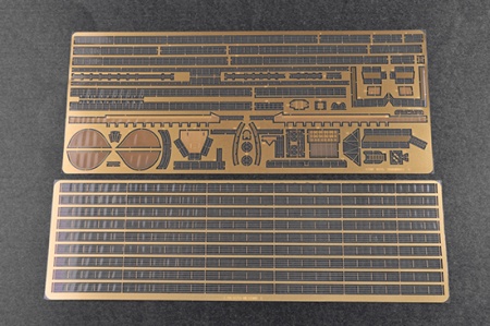 03715P German Battleship Scharnhorst Trumpeter