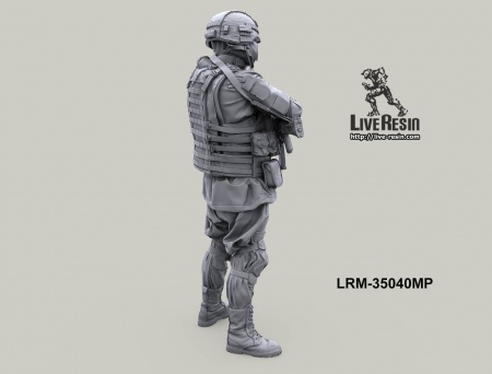 LRM35041MP Боец военной полиции РФ -3 Live Resin