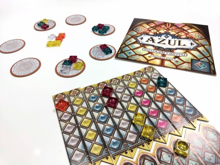 8979 AZUL. Витражи Синтры 