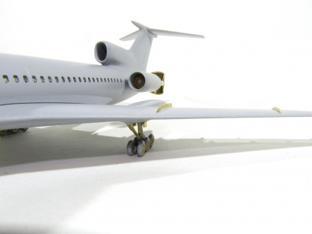 144203 Ту-154 от Звезды (1:144)