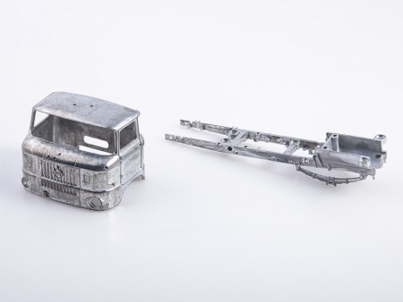 1565AVD IFA W50L бортовой с тентом AVD Models