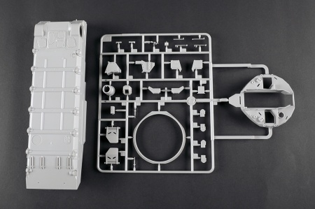 09533P Сборная модель Russian Object 477 XM2 Trumpeter