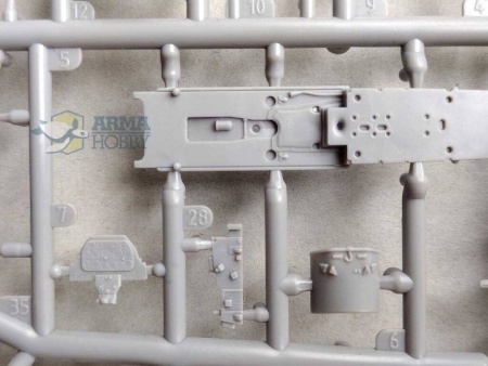 AH70038 P-51 B/C Mustang™ Arma Hobby