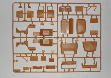 35516 ЗиЛ-131, Советский грузовой автомобиль с советской мотопехотой ICM