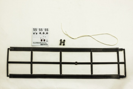 35197 Cамоходное орудие Sturmgeschuetz III Ausf.G (ранняя версия) c 2 фигурами танкистов Tamiya