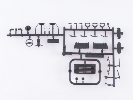 1257KIT Сборная модель ЗИЛ-133Г4 бортовой (с тентом) AVD Models