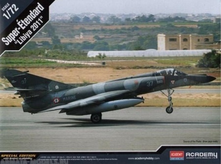 12431 Самолёт Super Etendard 2011 (1:72) Academy
