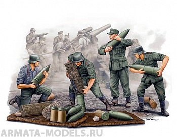 Набор фигурок 00426 Солдаты немецкие подносчики снарядов для гаубицы