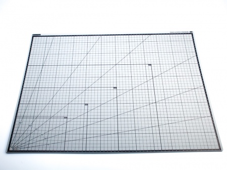 100115RK Коврик для резки А2, 5 слоев, серый черный