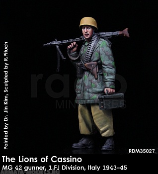 RDM35027 Солдат первой альпийской дивизии  MG 42 gunner, 1.FJ Division, 1943-45