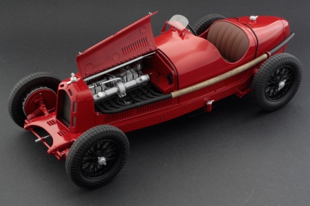 4706ИТ Автомобиль ALFA ROMEO 8C 2300 Monza Italeri